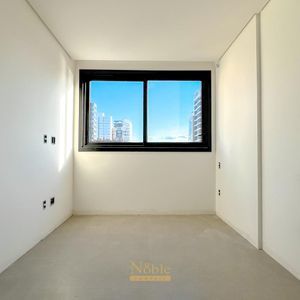 Apartamento com 78m², 2 dormitórios, 1 suíte, 2 vagas no Vista Mare em Torres para Comprar