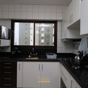 Apartamento com 157m², 3 dormitórios, 1 suíte, 2 vagas no Torre do Sol em Torres para Comprar