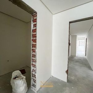 Apartamento com 165m², 3 dormitórios, 3 suítes, 2 vagas no Vanguard em Torres para Comprar