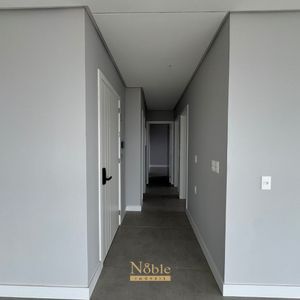 Apartamento com 102m², 3 dormitórios, 1 suíte, 2 vagas no Maui Residencial em Torres para Comprar