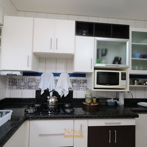 Apartamento com 157m², 3 dormitórios, 1 suíte, 2 vagas no Torre do Sol em Torres para Comprar