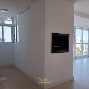 Apartamento com 85m², 2 dormitórios, 1 suíte, 1 vaga no Arca em Torres para Comprar