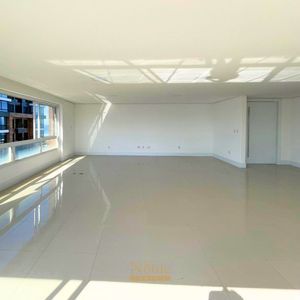 Apartamento com 212m², 4 dormitórios, 4 suítes, 3 vagas no Golden Tower em Torres para Comprar