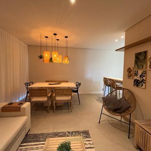 Apartamento com 74m², 2 dormitórios, 1 suíte, 2 vagas no Essenza em Torres para Comprar