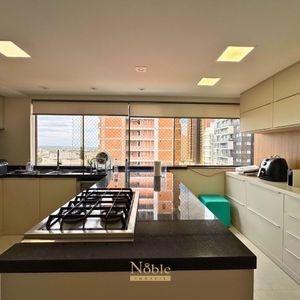 Apartamento com 161m², 4 dormitórios, 4 suítes, 2 vagas no Mare Blu em Torres para Comprar
