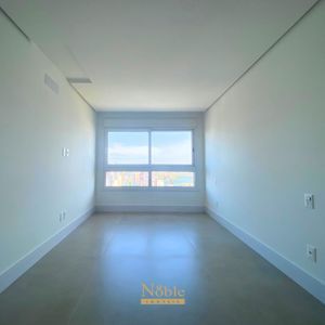 Apartamento com 110m², 3 dormitórios, 3 suítes, 2 vagas no Montalcino em Torres para Comprar