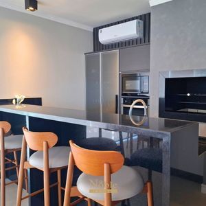 Apartamento com 74m², 2 dormitórios, 1 suíte, 1 vaga no Residencial Acrópole em Torres para Comprar