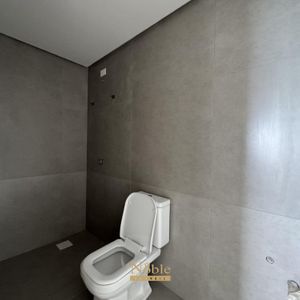Apartamento com 90m², 2 dormitórios, 2 suítes, 2 vagas no Maui Residencial em Torres para Comprar