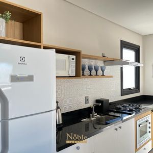 Apartamento com 74m², 2 dormitórios, 1 suíte, 2 vagas no Essenza em Torres para Comprar