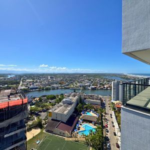 Apartamento com 78m², 2 dormitórios, 1 suíte, 1 vaga no Vista Mare em Torres para Comprar