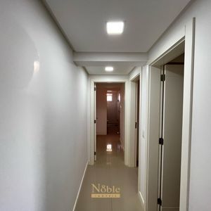 Apartamento com 77m², 2 dormitórios, 1 suíte, 1 vaga no Piazza em Torres para Comprar