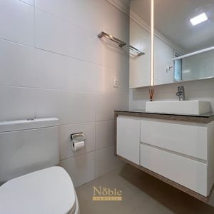 Apartamento com 98m², 3 dormitórios, 1 suíte, 1 vaga no Torre de Athena em Torres para Comprar