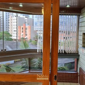 Apartamento com 142m², 3 dormitórios, 1 suíte, 2 vagas no Mares do Sul em Torres para Comprar