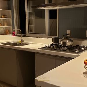 Apartamento, 4 dormitórios, 4 suítes, 2 vagas no Golden Tower em Torres para Comprar