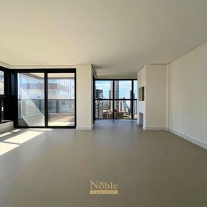 Apartamento com 114m², 3 dormitórios, 3 suítes, 2 vagas no Freedom em Torres para Comprar