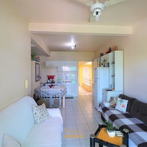 Apartamento com 53m², 2 dormitórios, 1 vaga no Condomínio Justo em Torres para Comprar