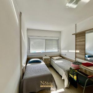 Apartamento com 78m², 2 dormitórios, 1 suíte, 1 vaga no Rosenda em Torres para Comprar