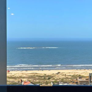 Apartamento com 113m², 3 dormitórios, 1 suíte, 2 vagas no Vista Mare em Torres para Comprar