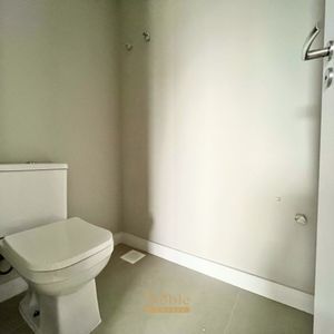 Apartamento com 91m², 2 dormitórios, 2 suítes, 2 vagas no Toronto em Torres para Comprar