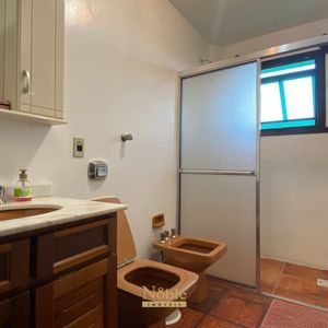 Apartamento com 193m², 4 dormitórios, 2 suítes, 1 vaga no Marina Del Rey em Torres para Comprar