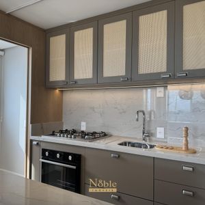 Apartamento com 90m², 2 dormitórios, 2 suítes, 2 vagas no Maui Residencial em Torres para Comprar