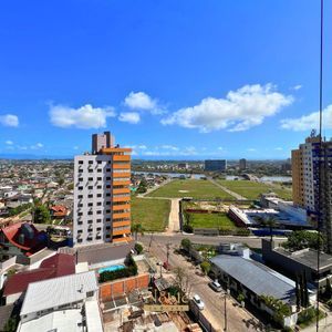 Apartamento com 97m², 2 dormitórios, 2 suítes, 1 vaga no Rosa dos Ventos em Torres para Comprar