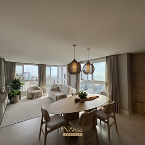 Apartamento com 90m², 2 dormitórios, 2 suítes, 2 vagas no Maui Residencial em Torres para Comprar