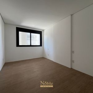 Apartamento com 110m², 3 dormitórios, 1 suíte, 2 vagas no LONDON em Torres para Comprar