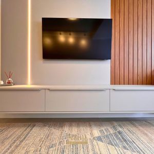 Apartamento com 71m², 2 dormitórios, 1 suíte, 2 vagas no Residencial DI Capri em Torres para Comprar