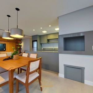 Apartamento com 102m², 3 dormitórios, 1 suíte, 2 vagas no Maui Residencial em Torres para Comprar