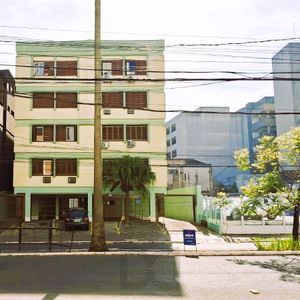 Lindo Apartamento com 1 dormitório no Bairro Menino Deus.