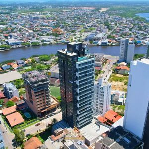 Apartamento com 114m², 3 dormitórios, 1 suíte, 2 vagas no Vista Mare em Torres para Comprar