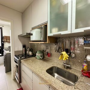 Apartamento com 105m², 3 dormitórios, 1 suíte, 2 vagas no Vesta em Torres para Comprar