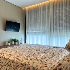 Apartamento com 64m², 2 dormitórios, 1 suíte, 1 vaga no Aston em Torres para Comprar