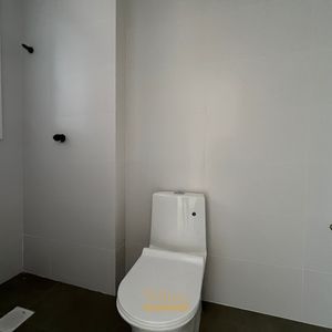 Apartamento com 112m², 3 dormitórios, 3 suítes, 2 vagas no La Vistara em Torres para Comprar