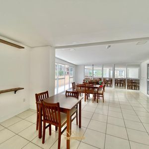 Apartamento com 120m², 4 dormitórios, 1 suíte, 2 vagas no Michelângelo em Torres para Comprar