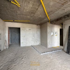 Apartamento com 80m², 2 dormitórios, 1 suíte, 1 vaga no Mirage em Torres para Comprar