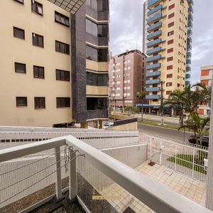 Apartamento com 232m², 4 dormitórios, 4 suítes, 2 vagas no Estevanell em Torres para Comprar