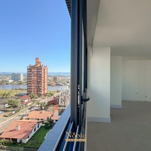 Apartamento com 78m², 2 dormitórios, 1 suíte, 1 vaga no Vista Mare em Torres para Comprar