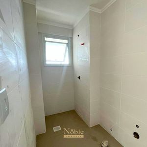 Apartamento com 212m², 4 dormitórios, 4 suítes, 3 vagas no Golden Tower em Torres para Comprar