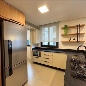 Apartamento com 98m², 2 dormitórios, 2 suítes, 1 vaga no Praça Quatro em Torres para Comprar