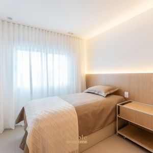 Apartamento com 109m², 3 dormitórios, 1 suíte, 2 vagas no San Pietro em Torres para Comprar