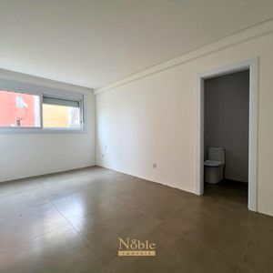 Apartamento com 112m², 3 dormitórios, 3 suítes, 2 vagas no La Vistara em Torres para Comprar