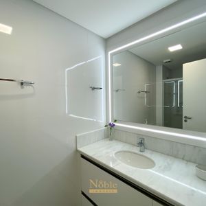 Apartamento com 118m², 3 dormitórios, 3 suítes, 1 vaga no Dona Iris em Torres para Comprar