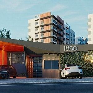 Apartamento bairro Cristal, com 2 dormitórios, 1 suíte, 1 vaga, infra de resort