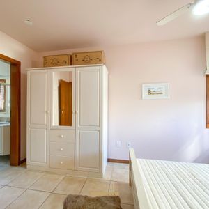 Apartamento, 3 dormitórios, 1 suíte, 1 vaga no Nouvelle Tour em Torres para Comprar