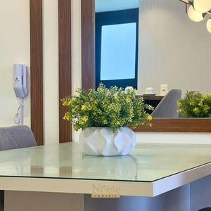 Apartamento com 71m², 2 dormitórios, 1 suíte, 2 vagas no Residencial DI Capri em Torres para Comprar