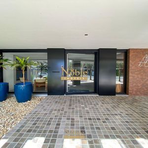 Apartamento com 71m², 2 dormitórios, 1 suíte, 2 vagas no Residencial DI Capri em Torres para Comprar