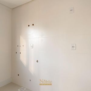 Apartamento com 130m², 3 dormitórios, 1 suíte, 2 vagas no Monterrey em Torres para Comprar