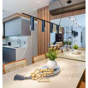 Apartamento com 77m², 2 dormitórios, 2 suítes, 1 vaga no Praça Quatro em Torres para Comprar